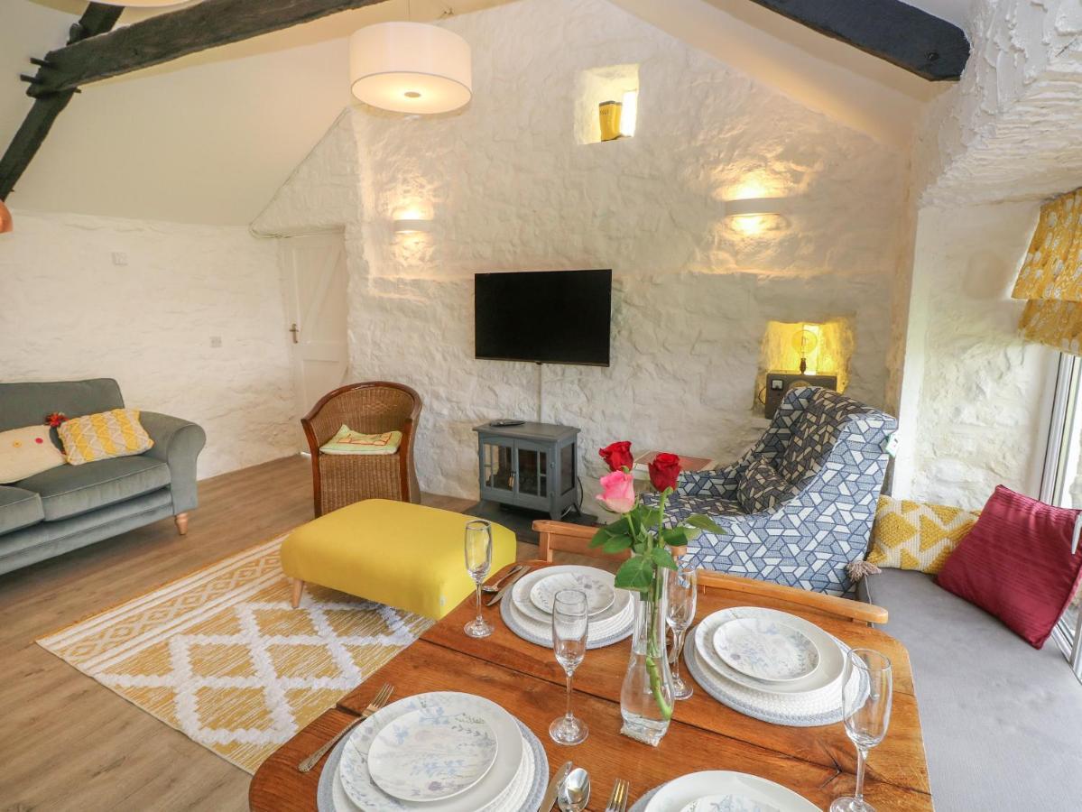 Primrose Cottage เท็นบี ภายนอก รูปภาพ